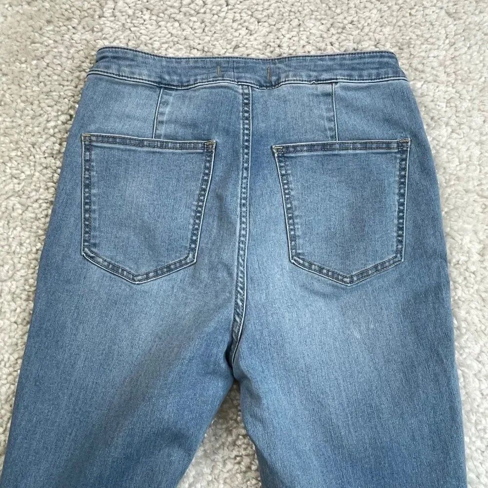 Free People Just Float On Flare Jeans Light Wash - Picture 6 of 10
